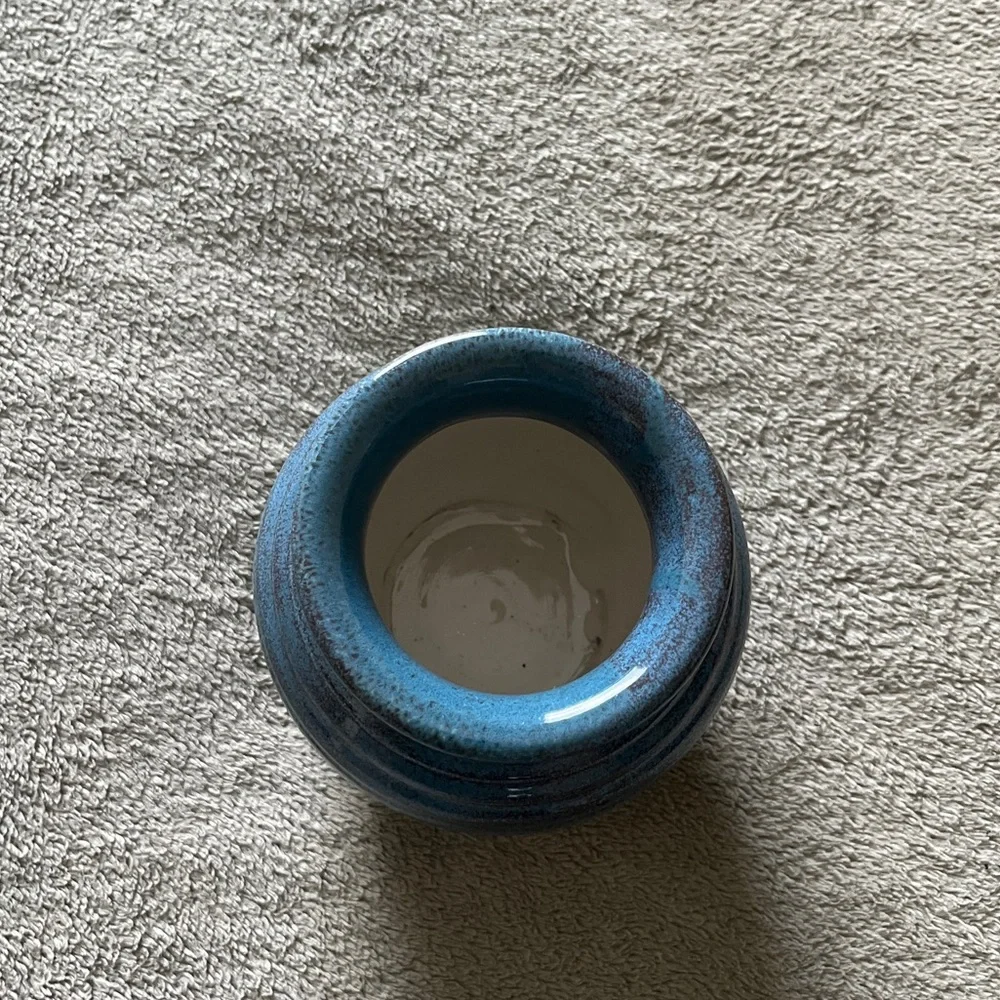 Ocean Blue Vase - Picture 3 of 4